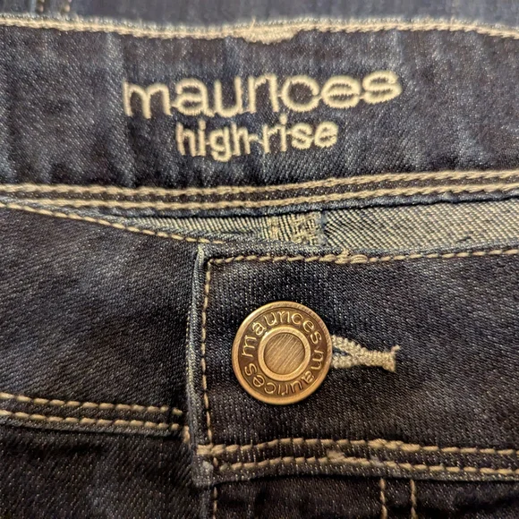 Maurices Blue Bootcut Jeans with Classic Design - Picture 3 of 4